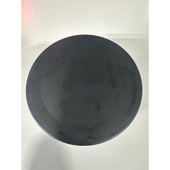 Leoben Night Out Scented Candle 9 Ounce Soy Wax Blend Masculine Aromas Black/Whi - Picture 3 of 7